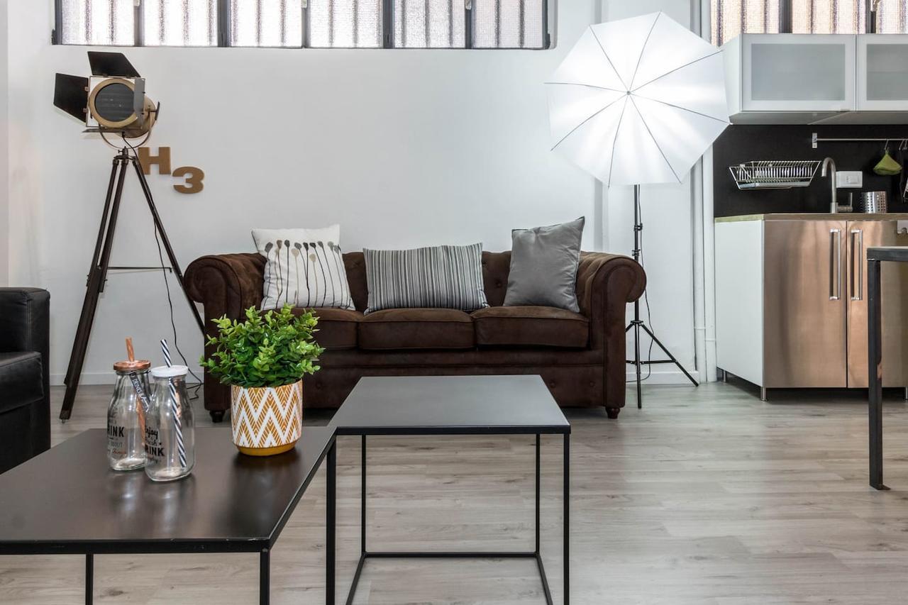 Joivy Exclusive Apt For 4 In Navigli Near Parks Milano Eksteriør bilde